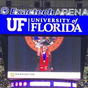 Meet your Posher, Hallie